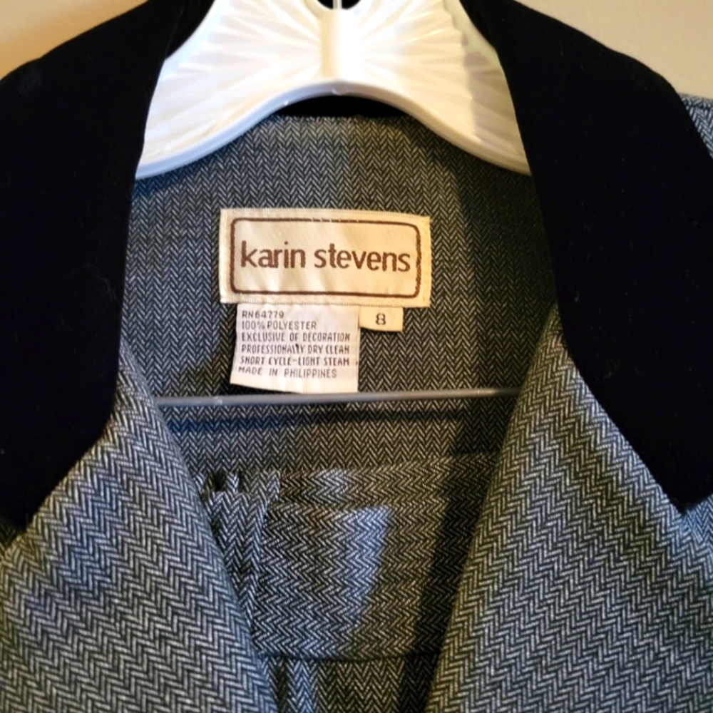 Karin Steven's Pantsuit